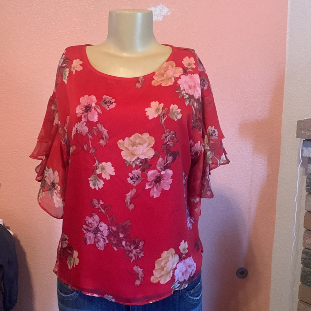 In Excellent Condition Ruffle Sleeves Top - Picture 2 of 13